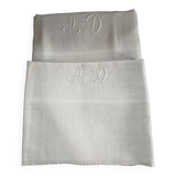 2 monogrammed linen towels