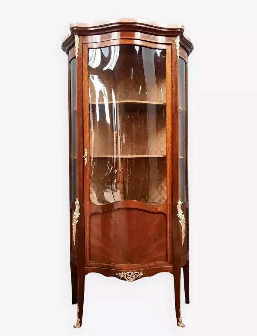 Curved display bookcase in Louis XV style marquetry circa 1900-1920