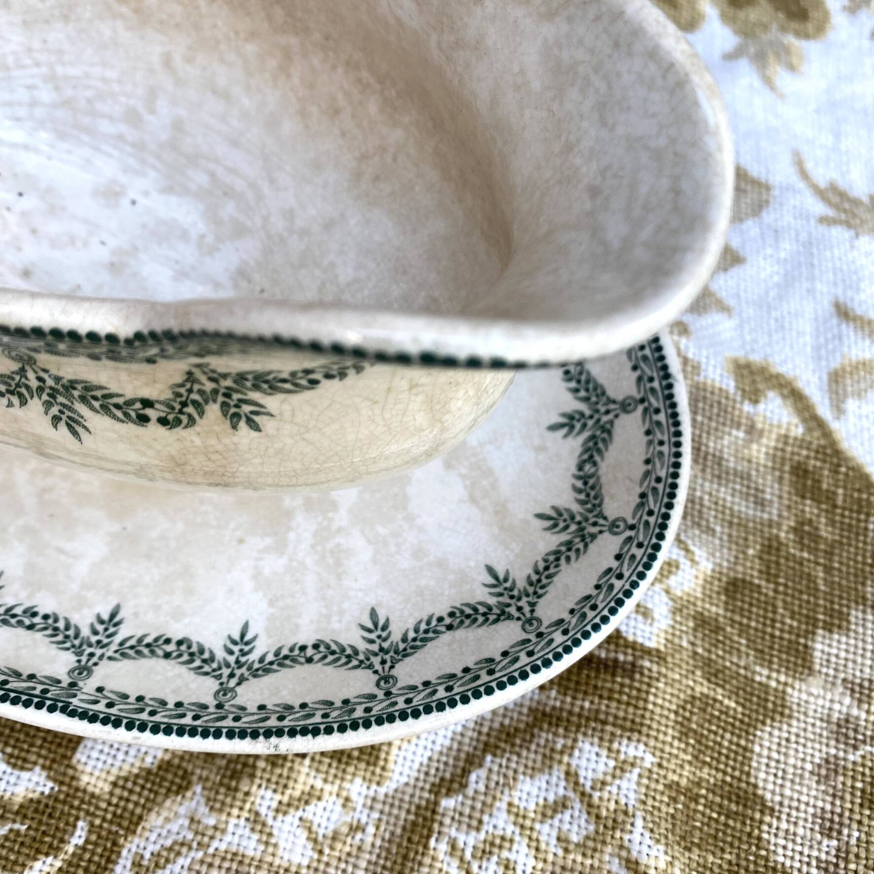 Ironstone sauce boat Boch Frères La Louvière model Ney