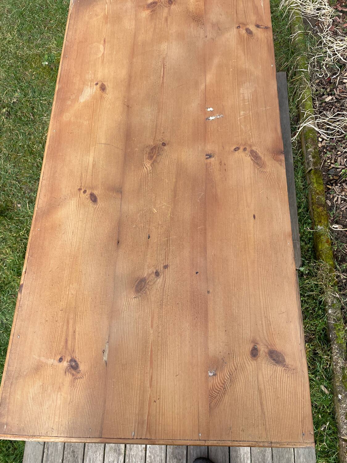 Commode ancienne en bois clair
