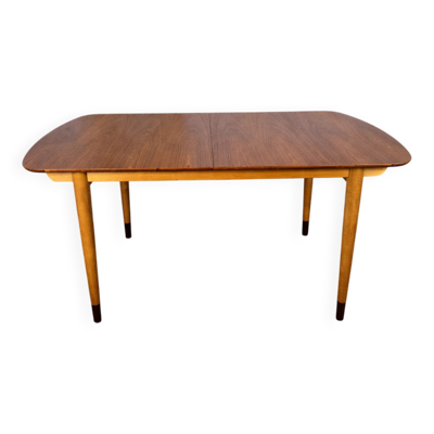 Table à manger en teck et en érable rare avec 2 extensions par Finn Juhl pour Søren Willadsen, Danemark, 1960.