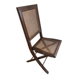Chaise pliante vintage assise cannage en bois foncé acajou