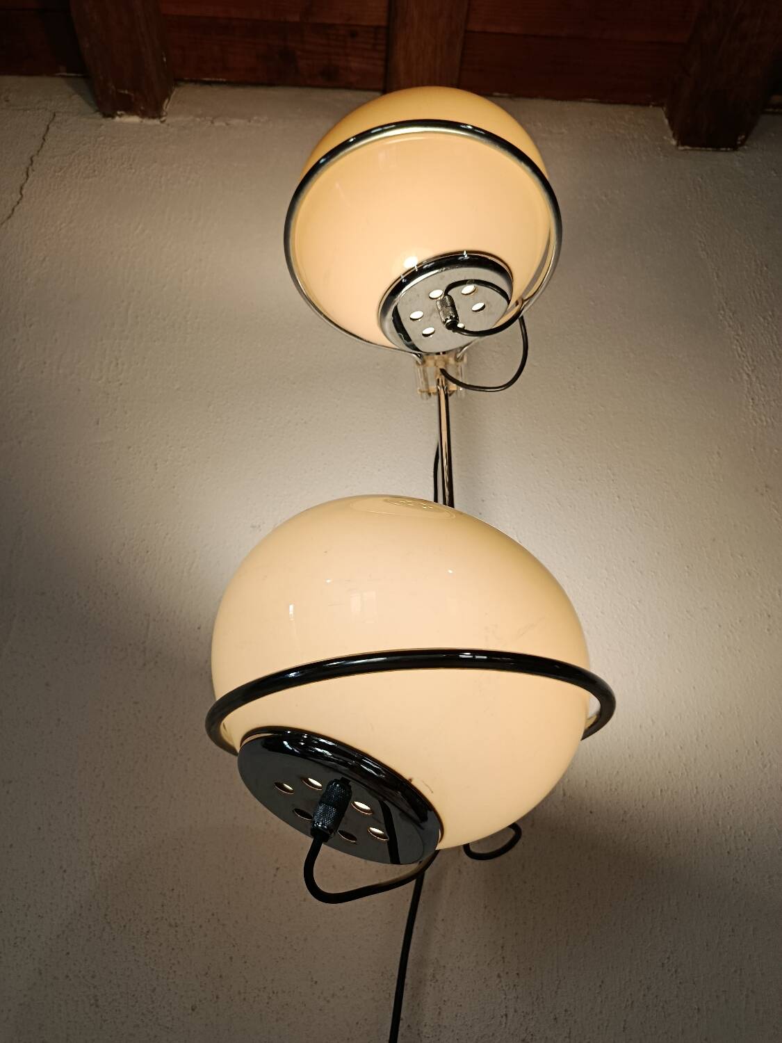 Space Age 70s wall light