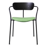Pavilion AV4 chair, & Tradition
