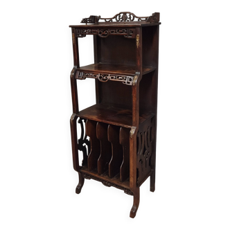 D'après Gabriel Viardot : Meuble à musique Japonisant en bois sculpté