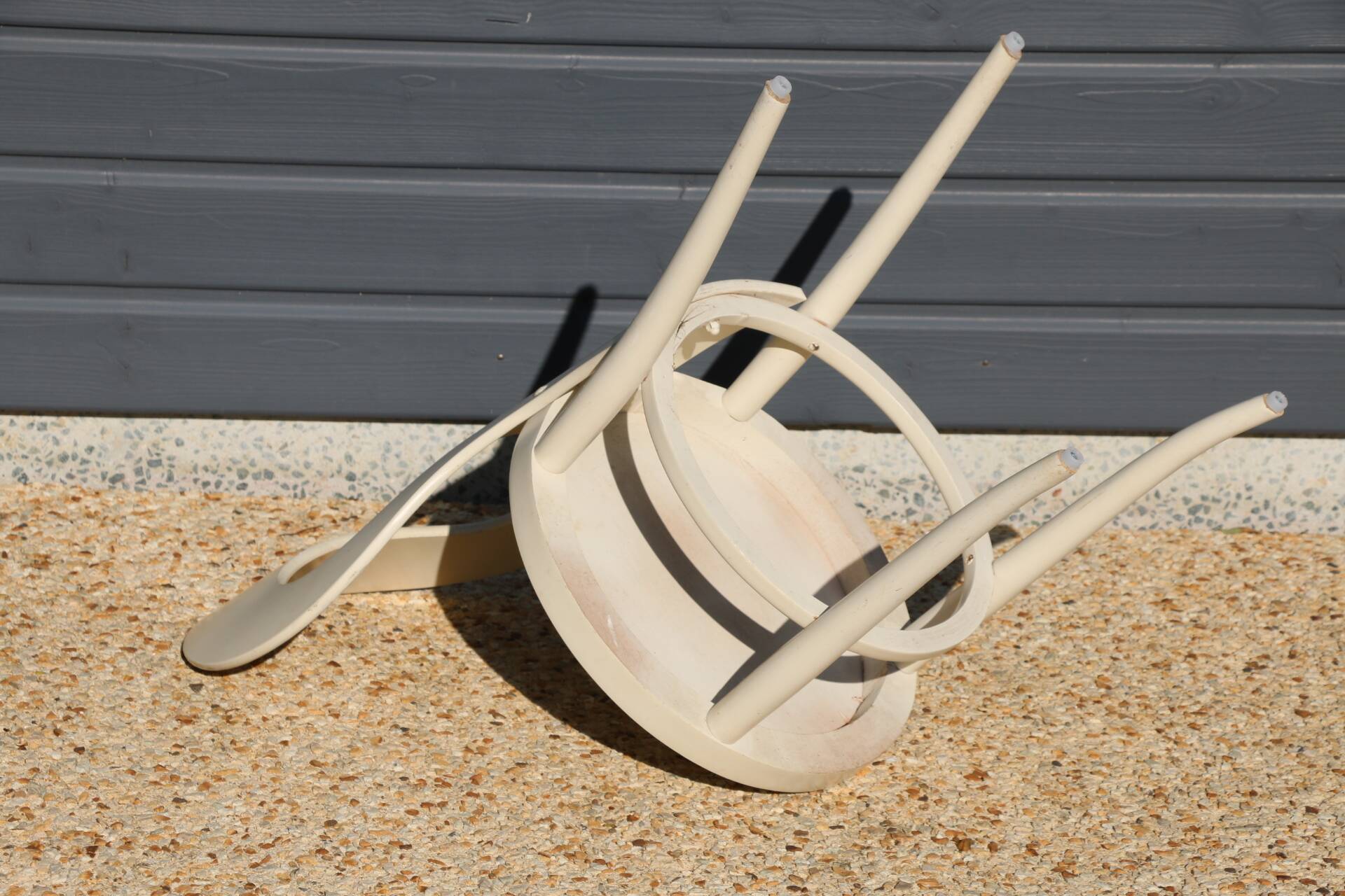 4 BAUMANN white seagull chairs