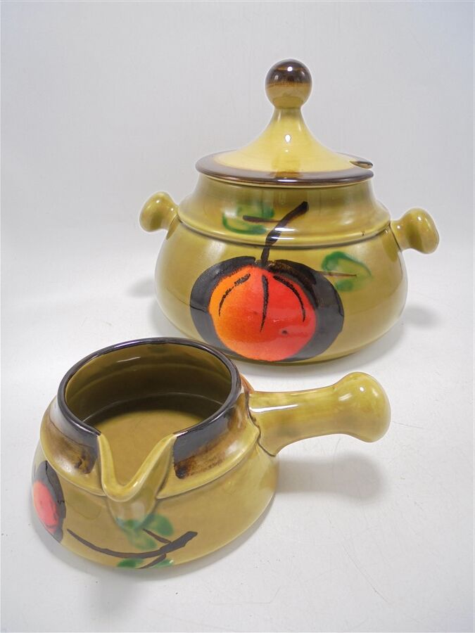 Villeroy & Boch soup tureen and sauce boat