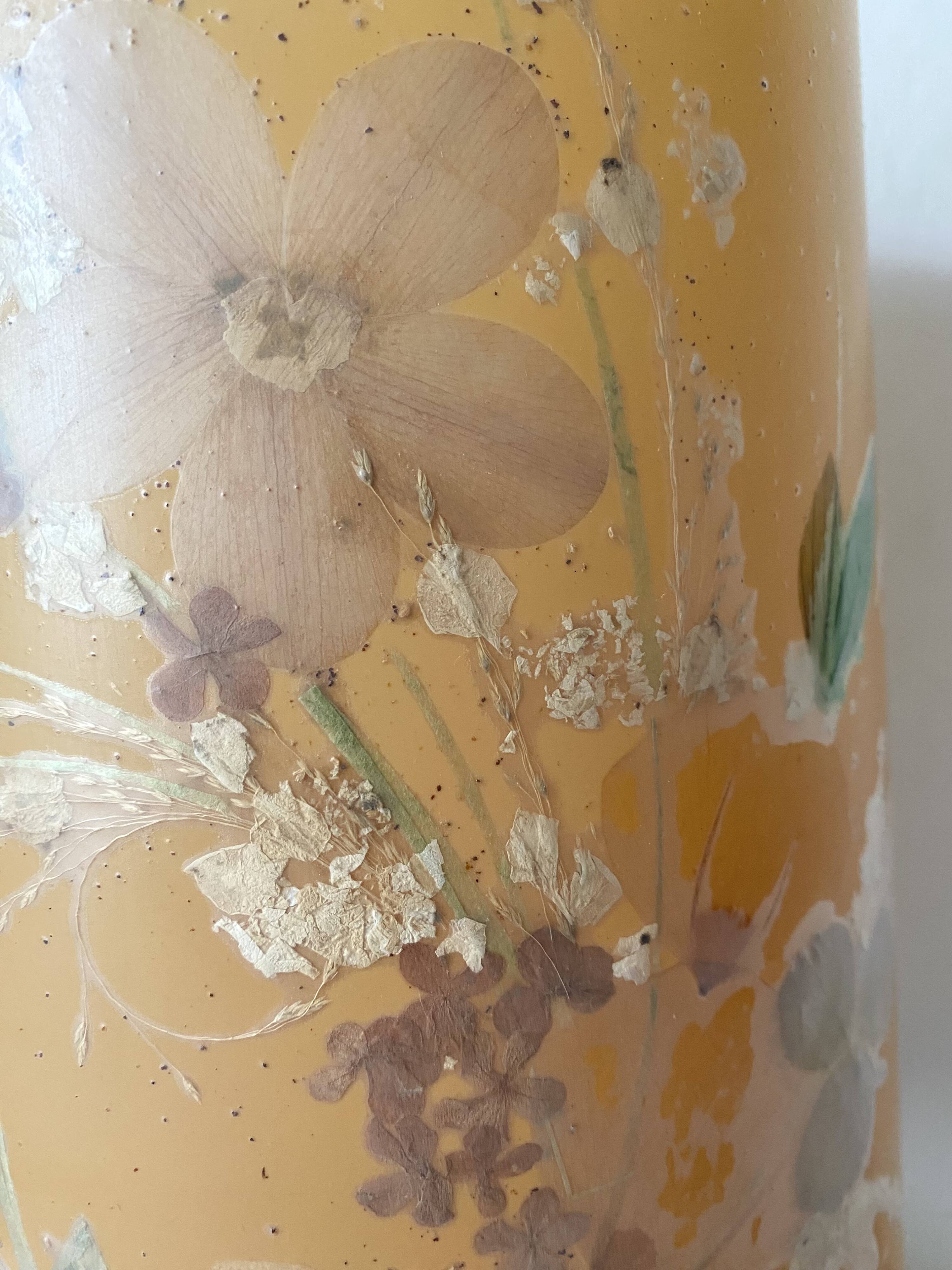 Vintage lamp with wooden base, 44 cm