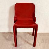 Red chair "selene" by vico magistretti for artemide of the 60s