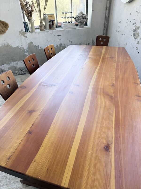 Ensemble table et 8 chaises mobilier de montagne malmvalll