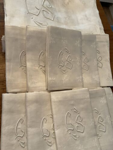 Set nappe et 12 serviettes tissus damassé lin/soie