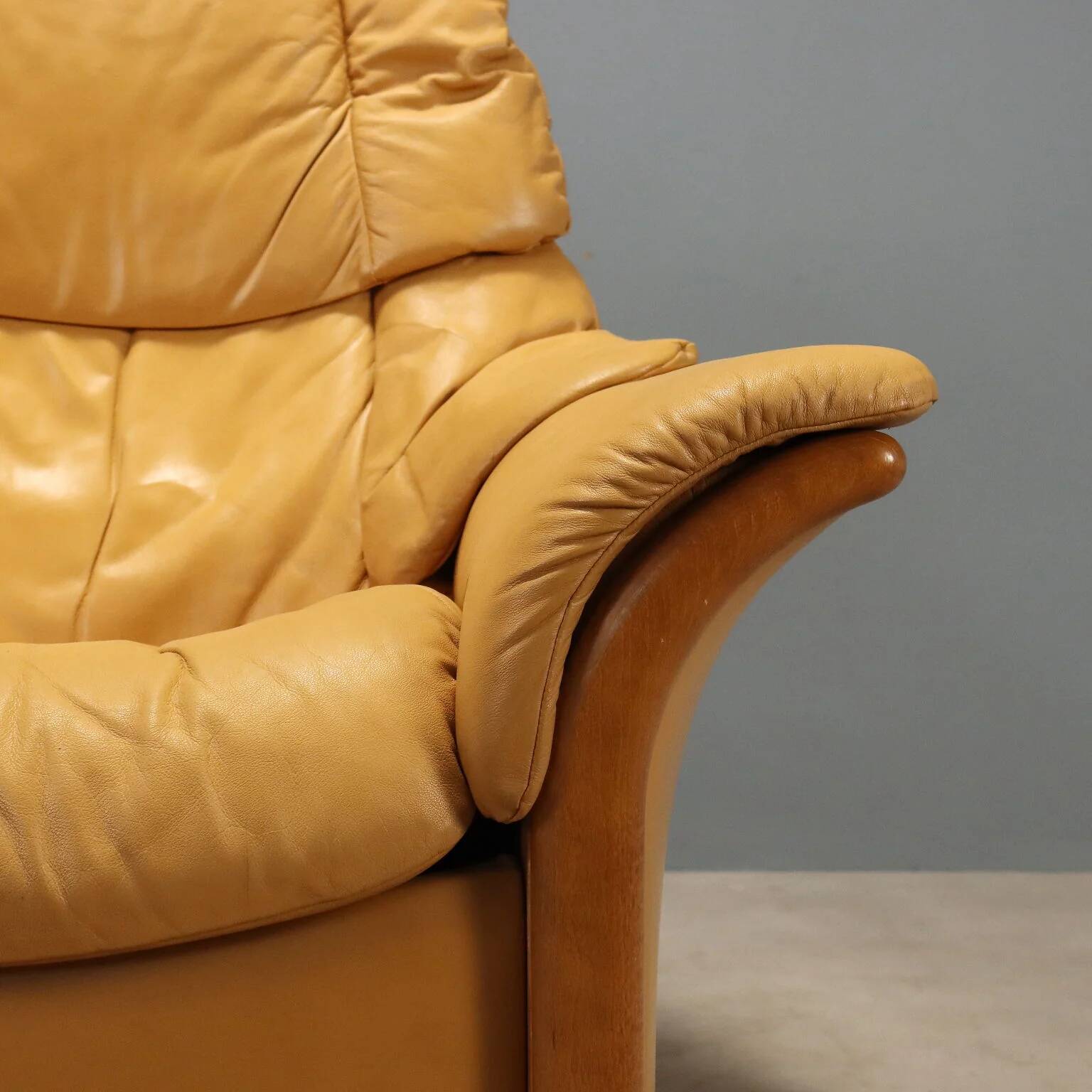 Two-seater sofa Ekornes