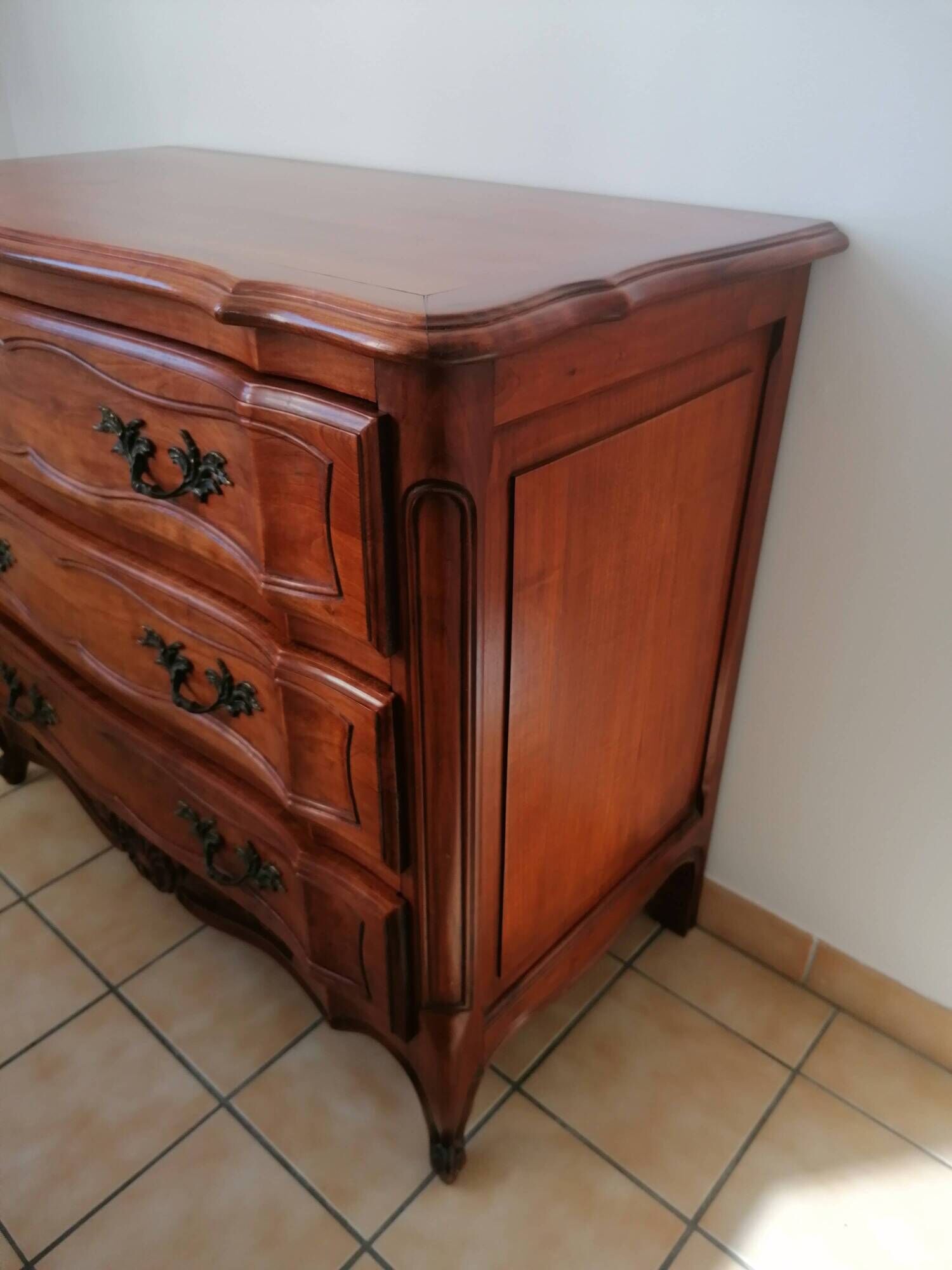 Louis XV style solid wood chest of drawers