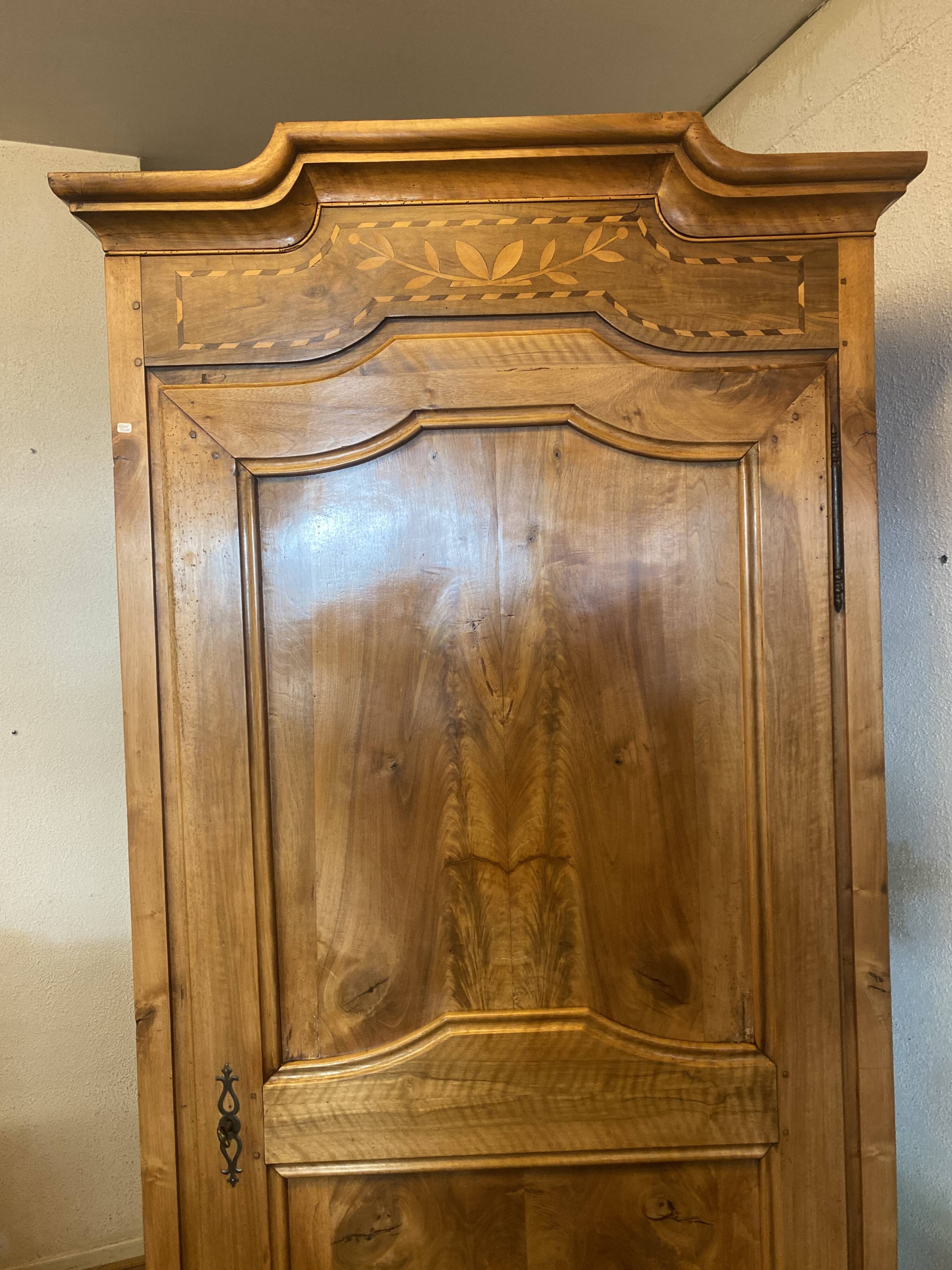 Bonnetière en noyer