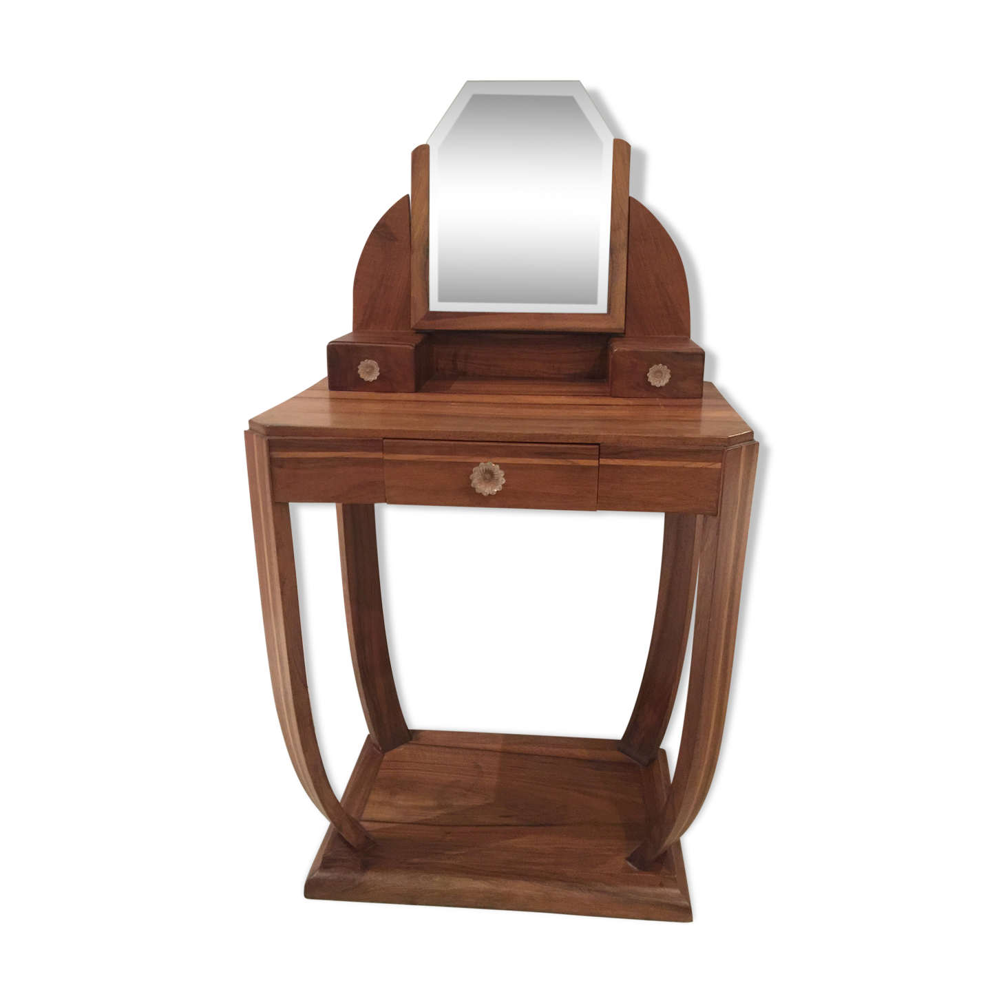 Art deco dressing table