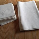 Nappe brodée + serviettes