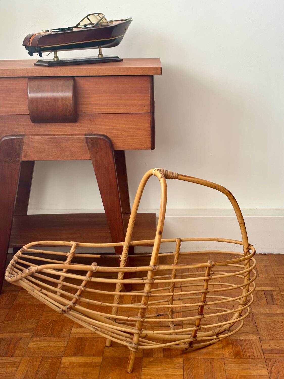 Rattan magazine rack by Franco Albini, 1960