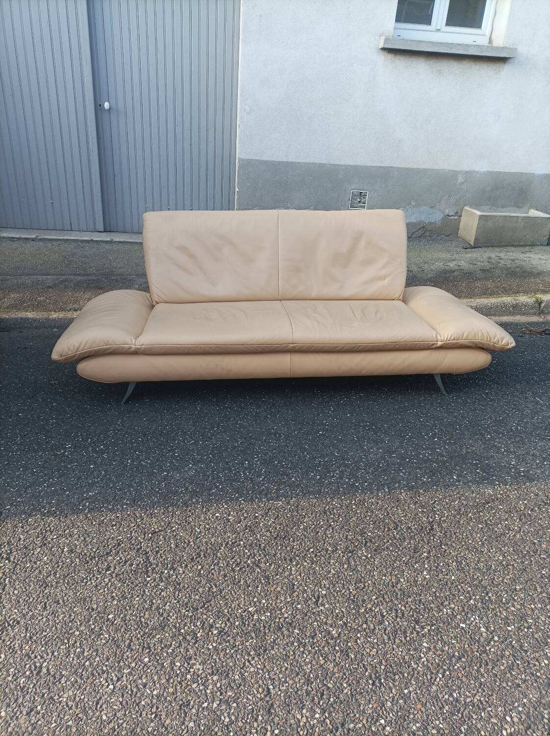 Koinor leather sofa