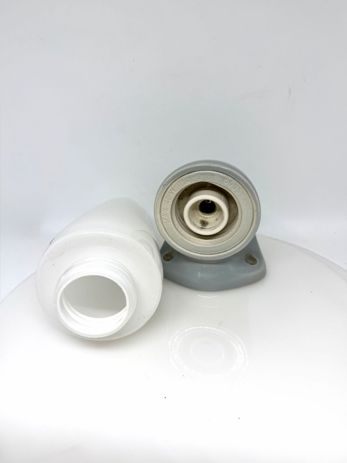 Swedish Design Vintage 1960’s Bathroom Lamp Sconce