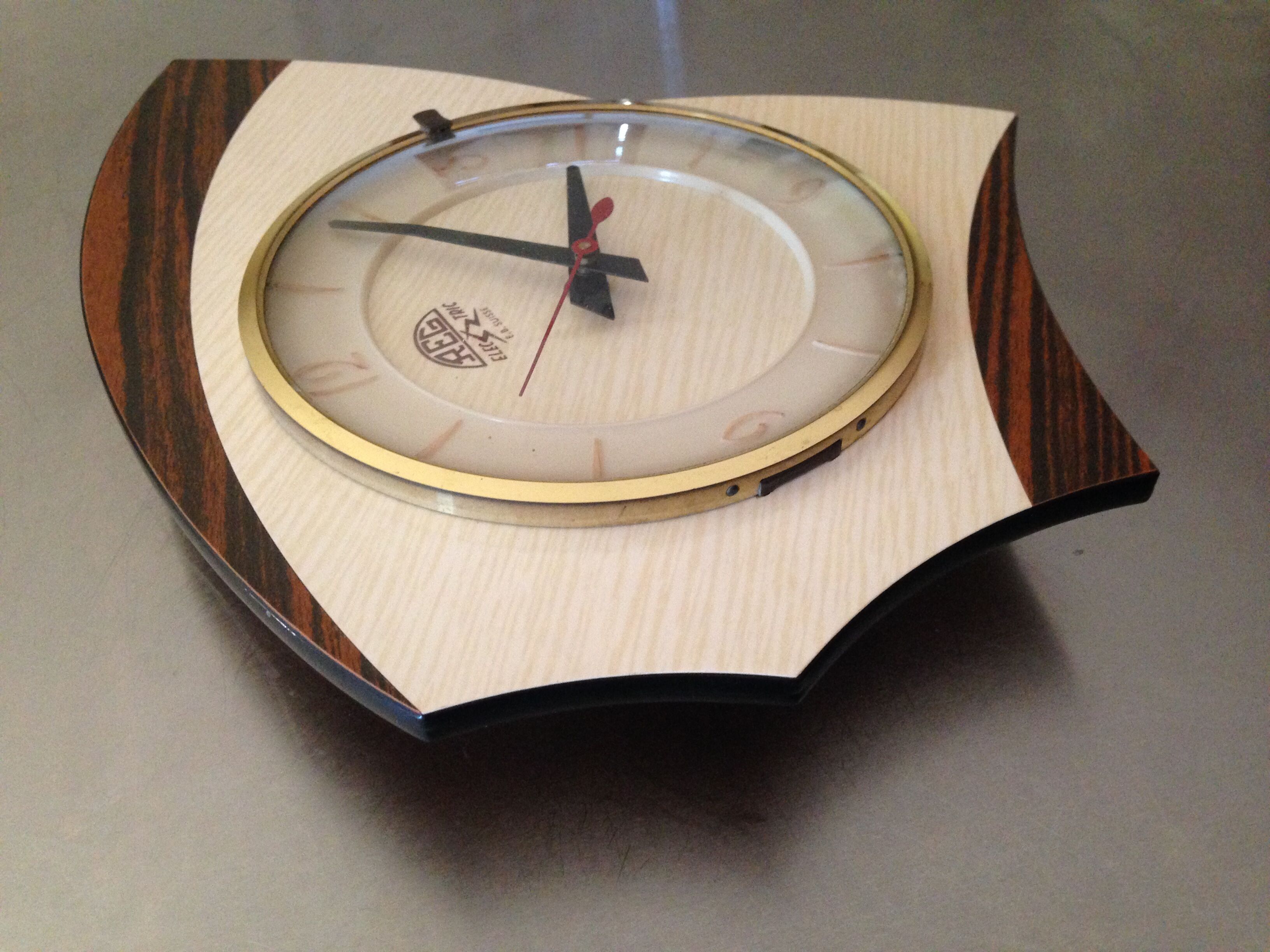 Vintage wall clock in formica 60/70s
