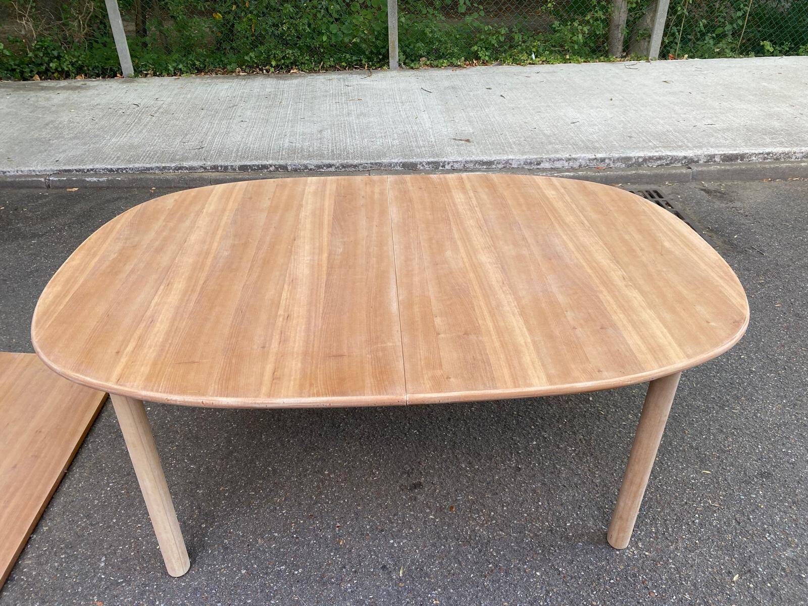 Renovated Scandinavian dining table in raw teak - Made in Denmark
