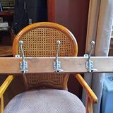 Wall-mounted coat rack with 5 hooks