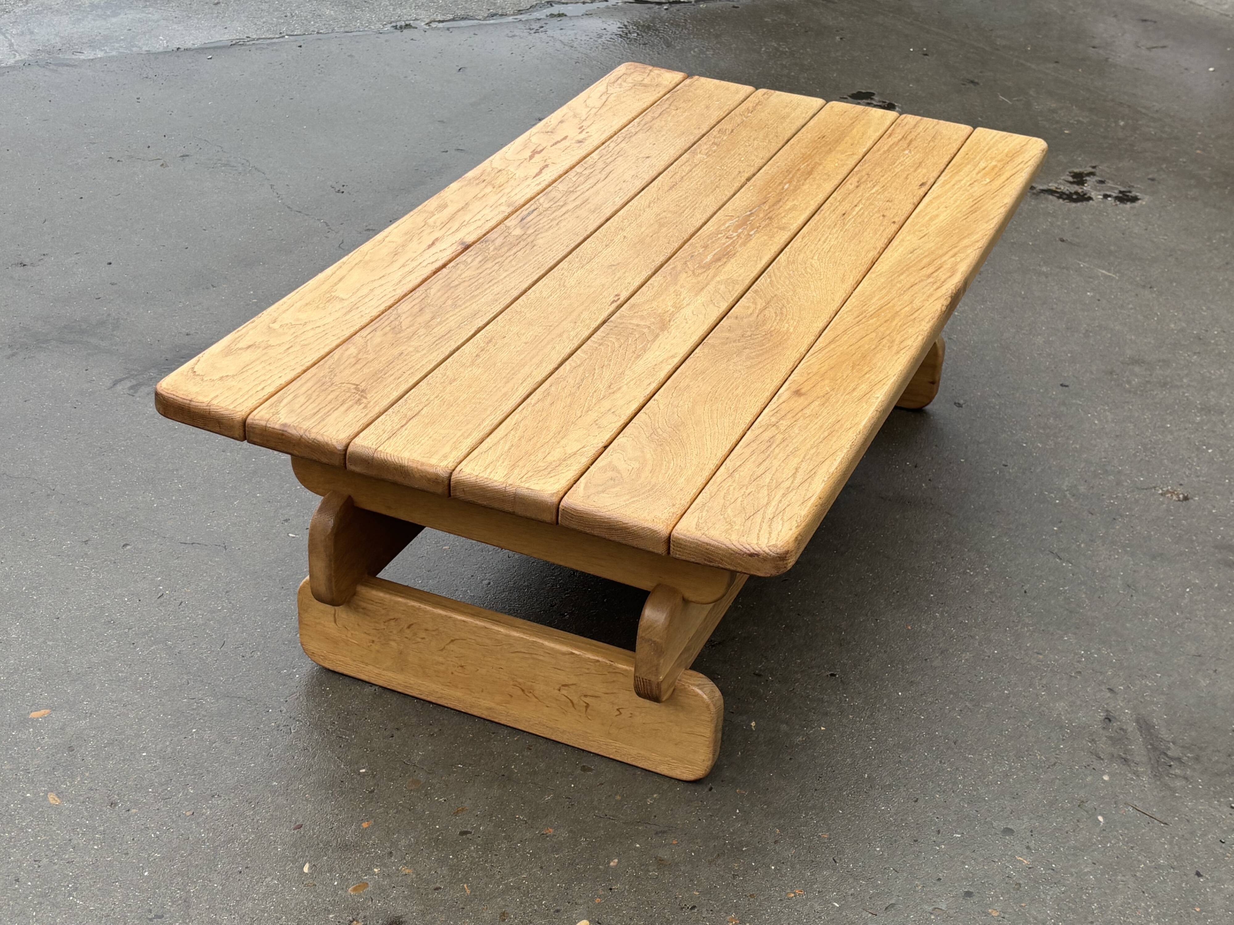 Table basse brutaliste, années 70