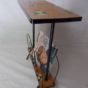 Magazine table