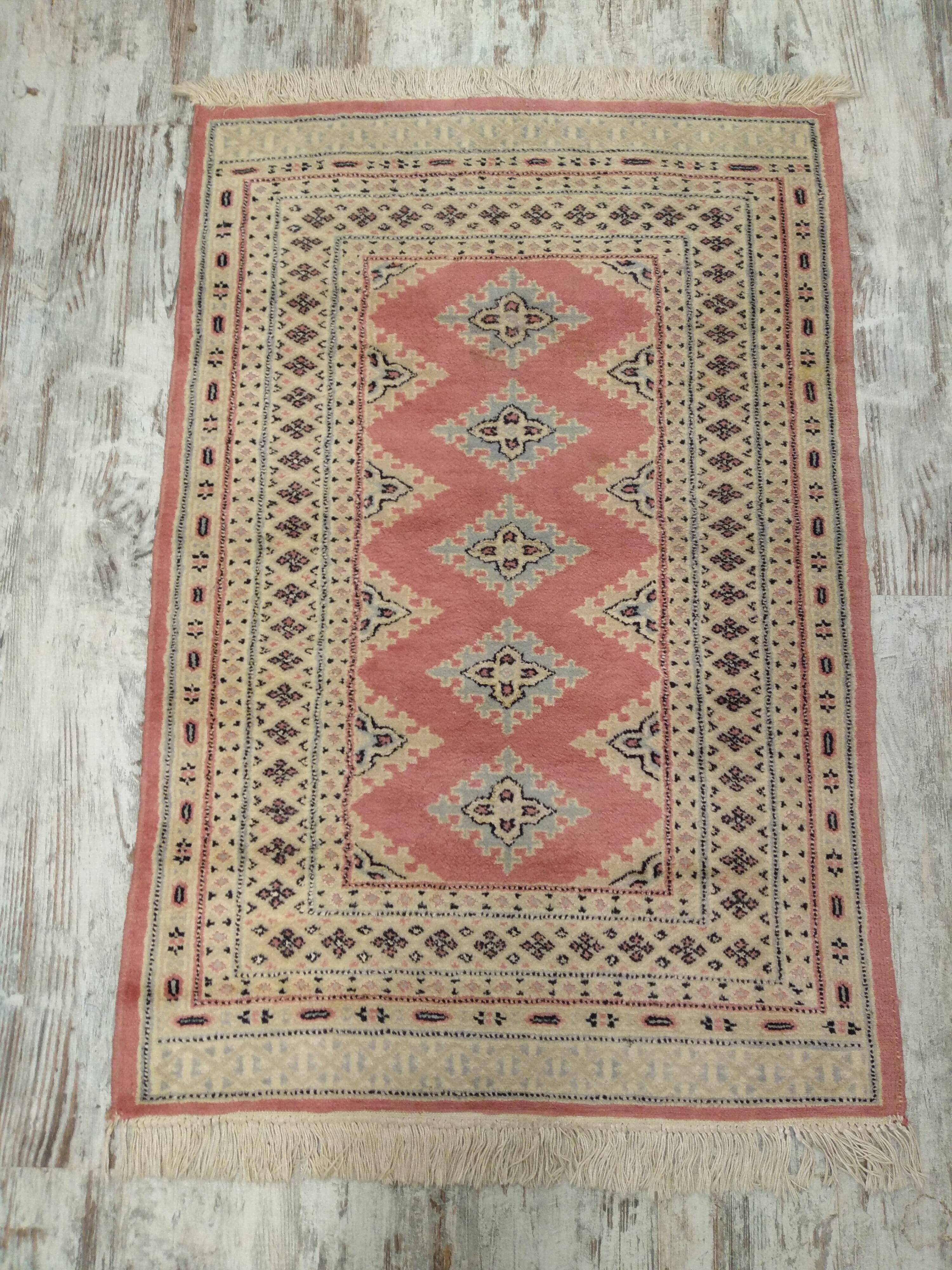 Tapis persan fait main