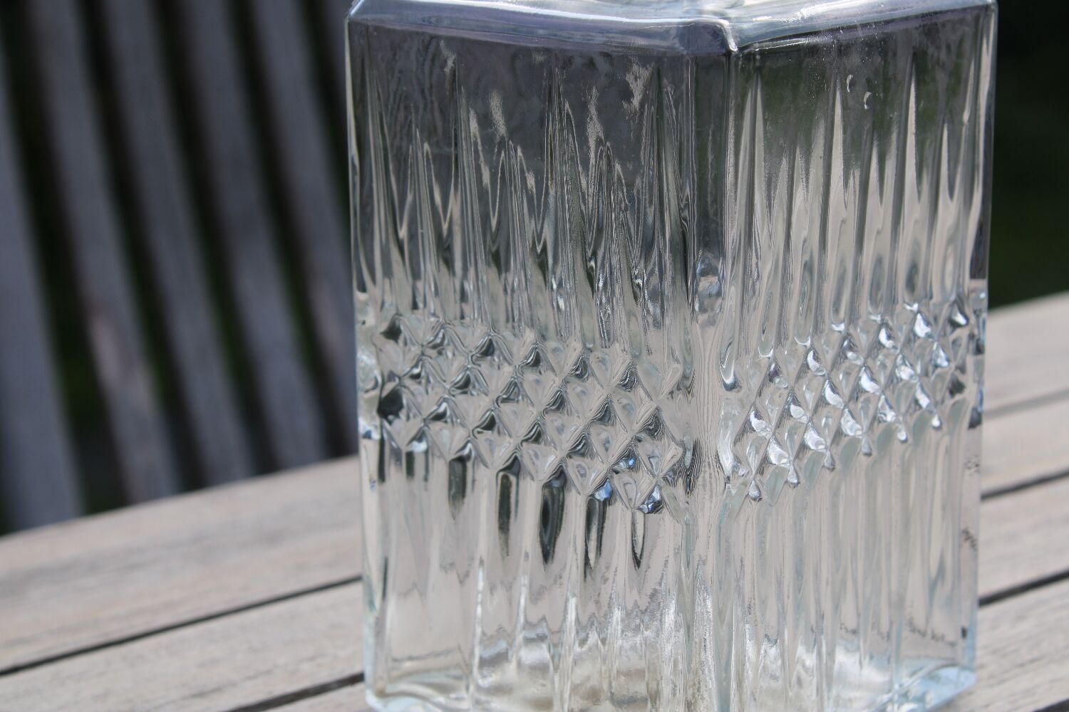Glass decanter