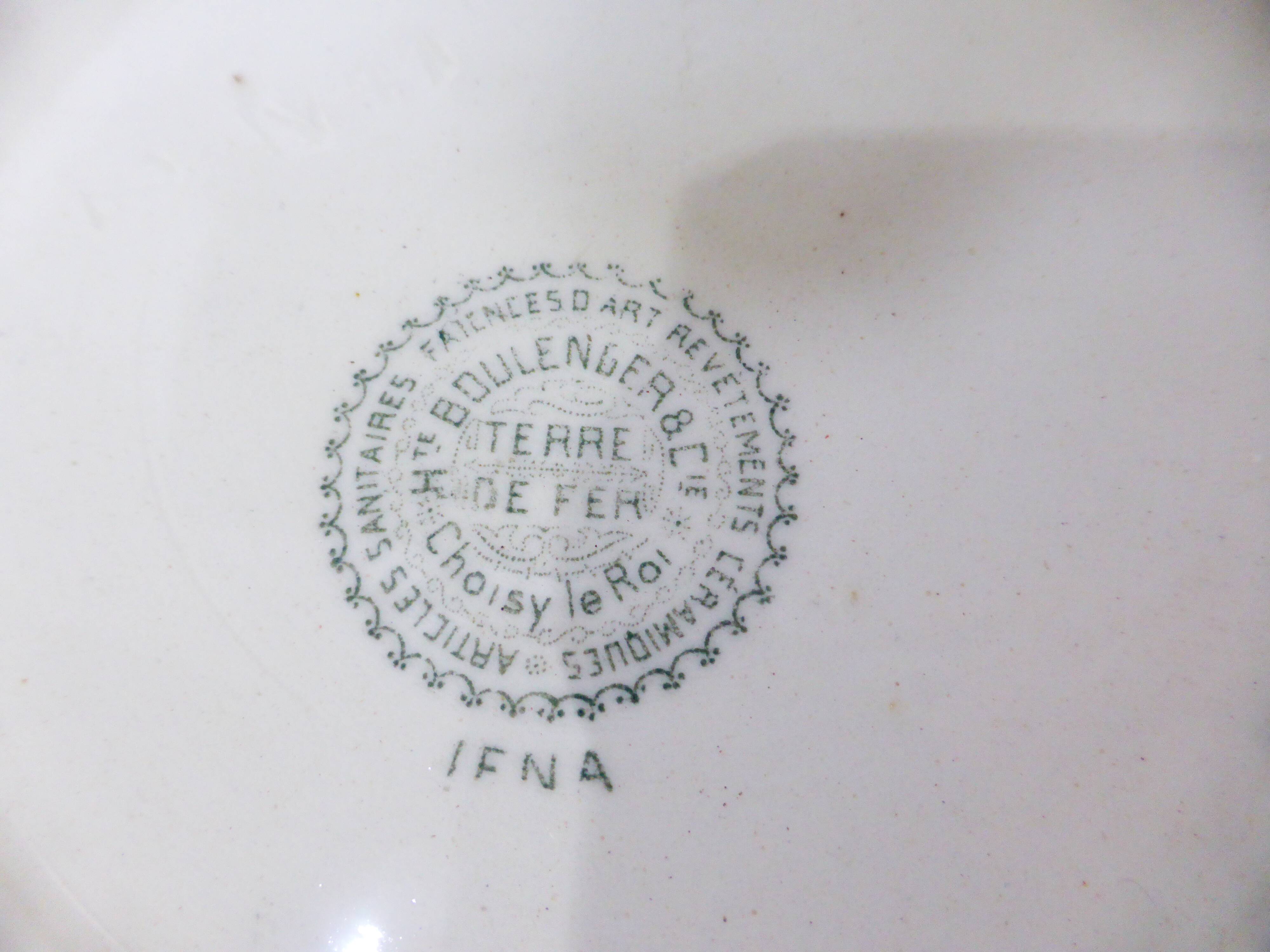 1 tureen in baker's iron clay model Iena 221038