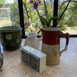 Sandstone pitcher