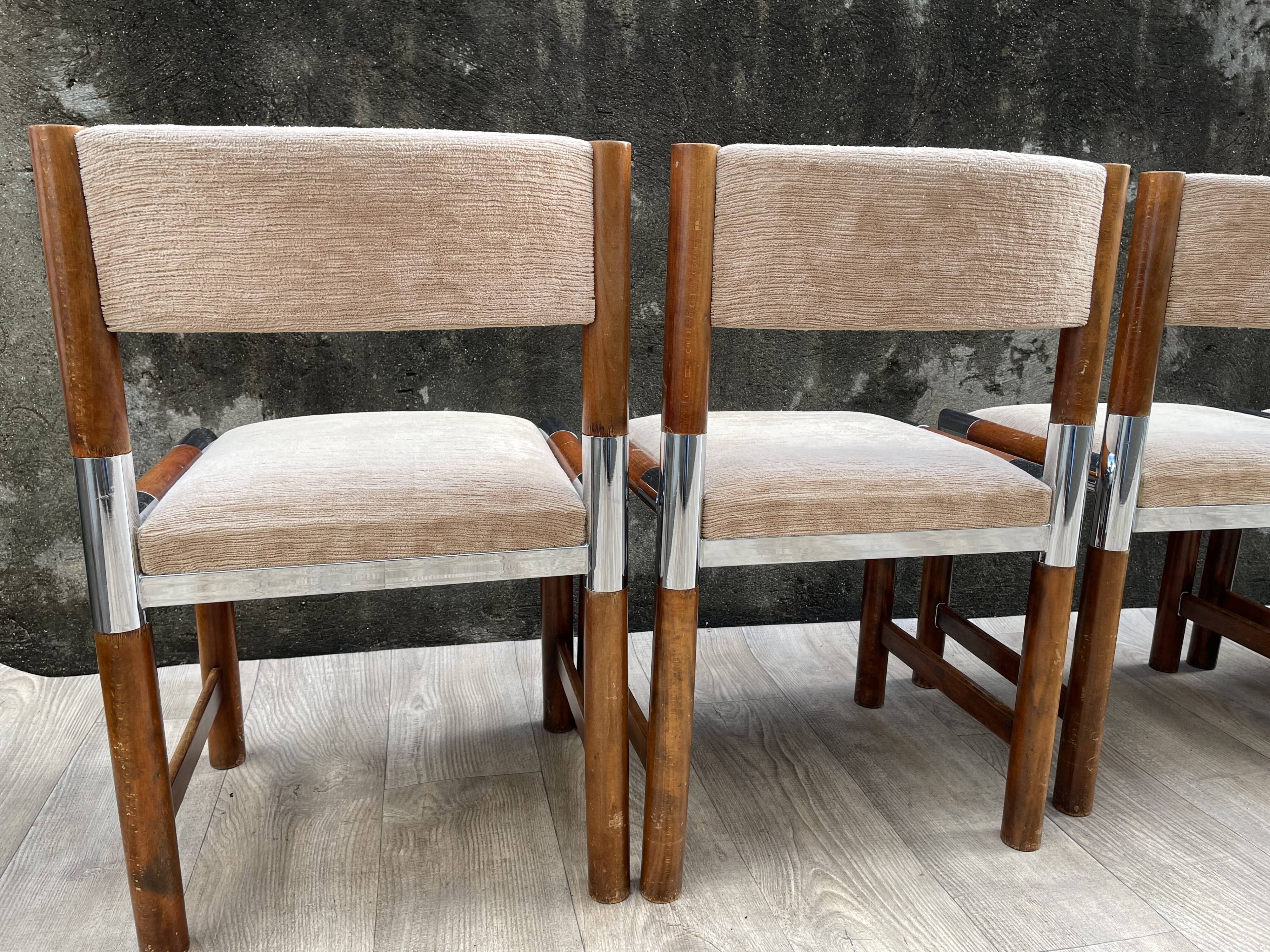 6 vintage chairs in wood, metal and fabric