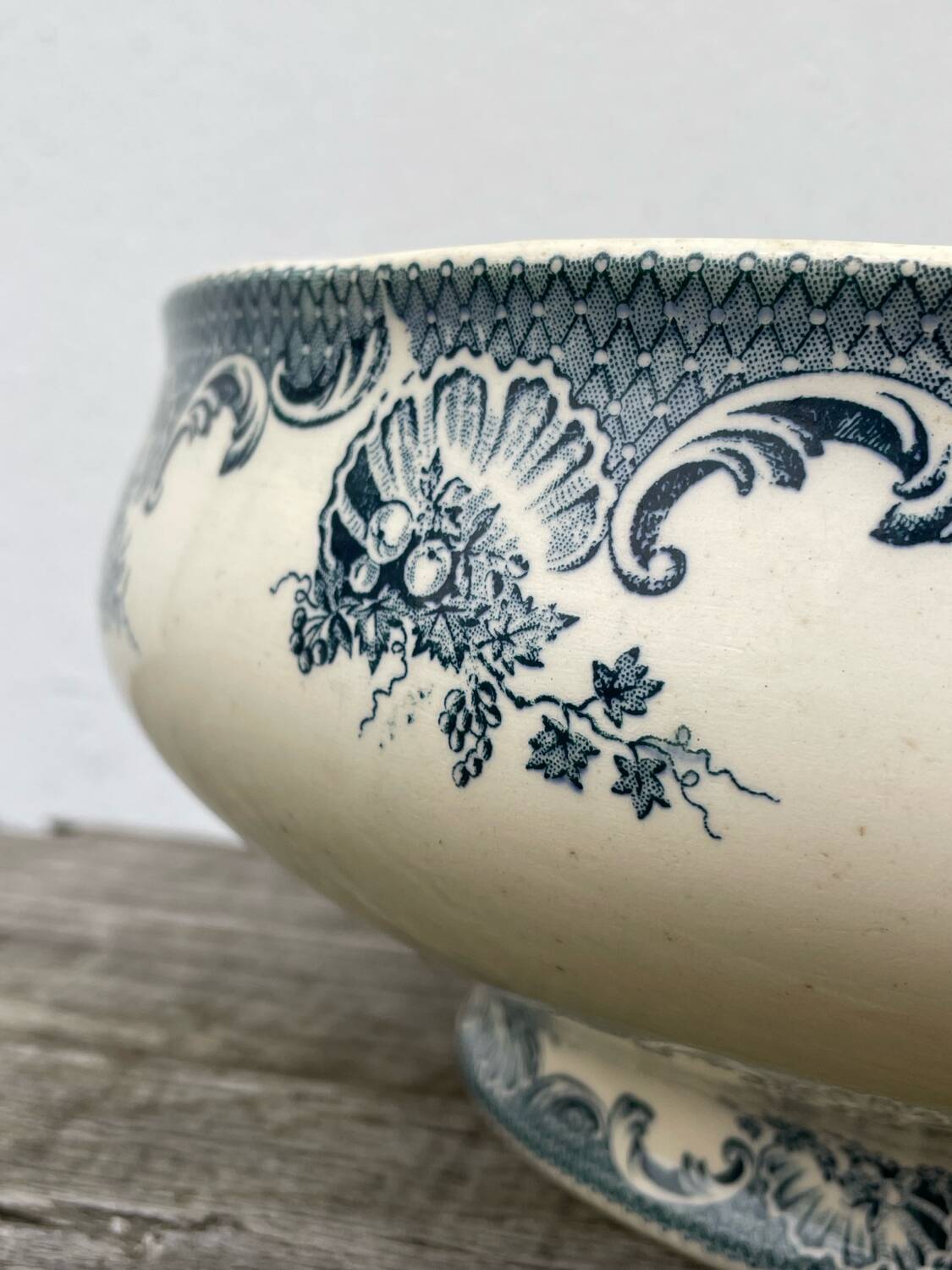 Ceramic iron earth salad bowl Moulin des loups