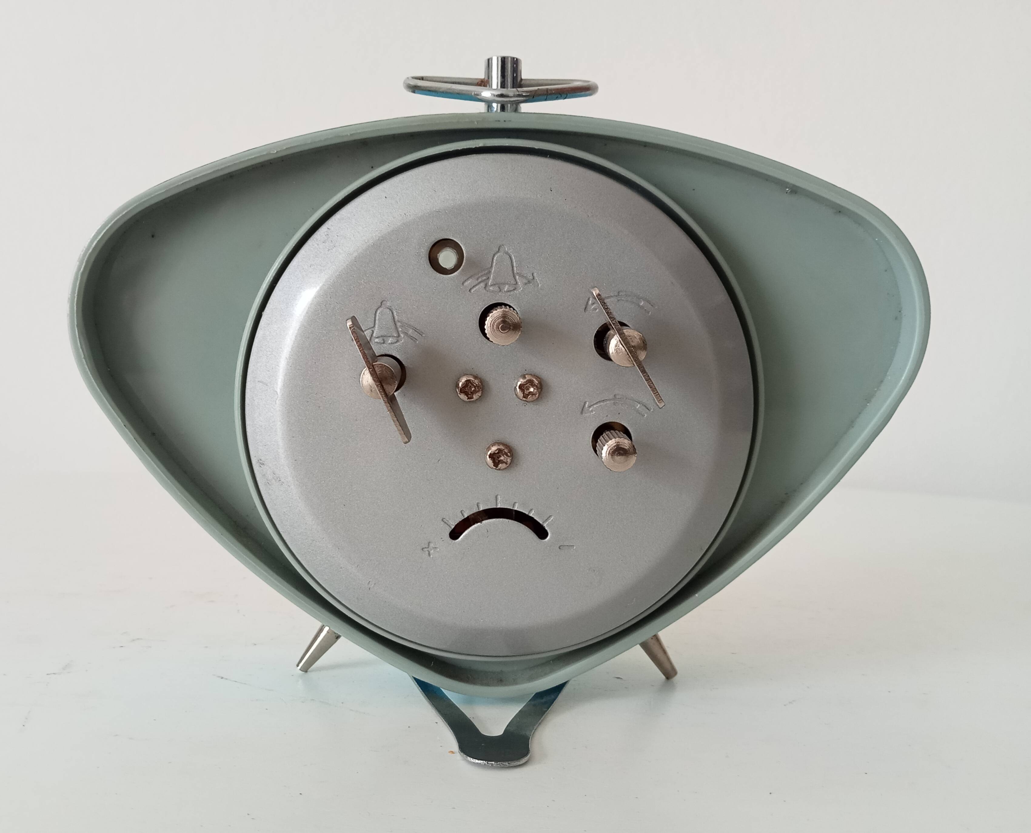 Vintage mechanical alarm clock from the 60s/70s by Shanghai