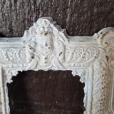 Small old frame in repelled brass patinated white