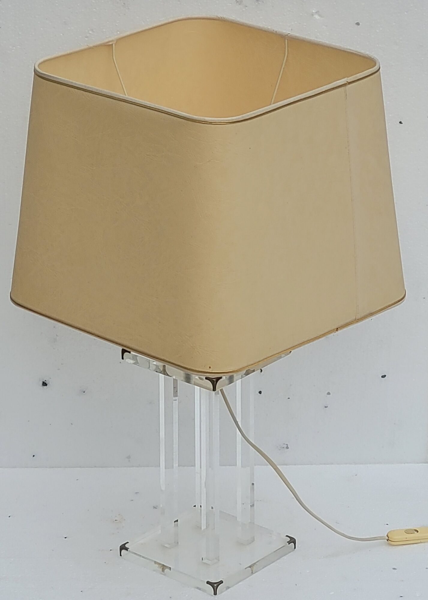 Vintage 1970 plexiglass lamp by David Lange for Roche Bobois