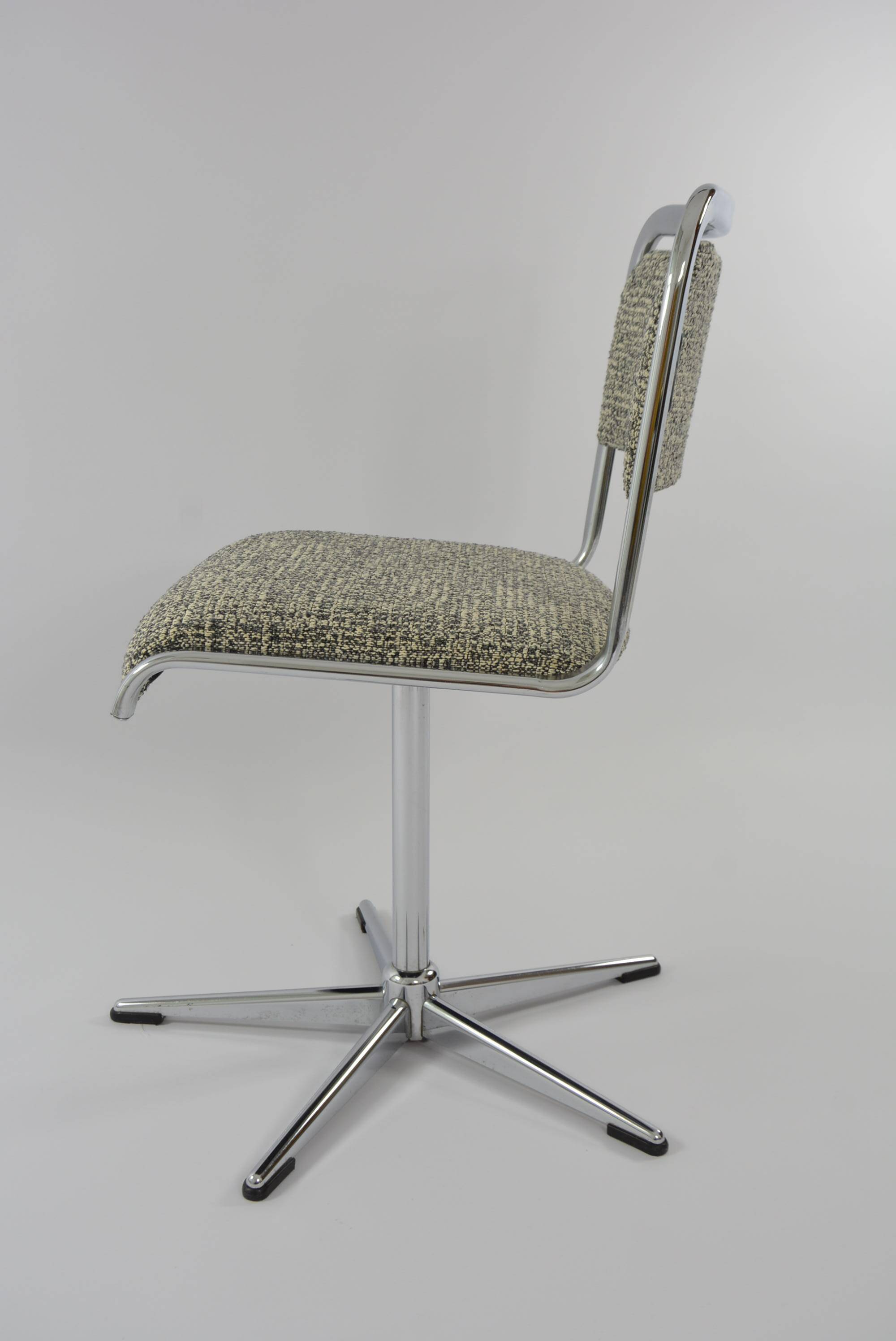 Chaise De Salle à Manger Pivotante Blanche IKEA - Jakob Design Chris Martin - Occasion
