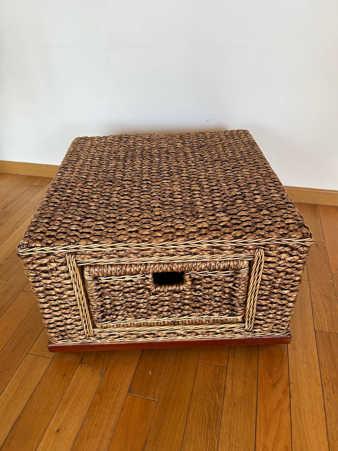 Rattan chest