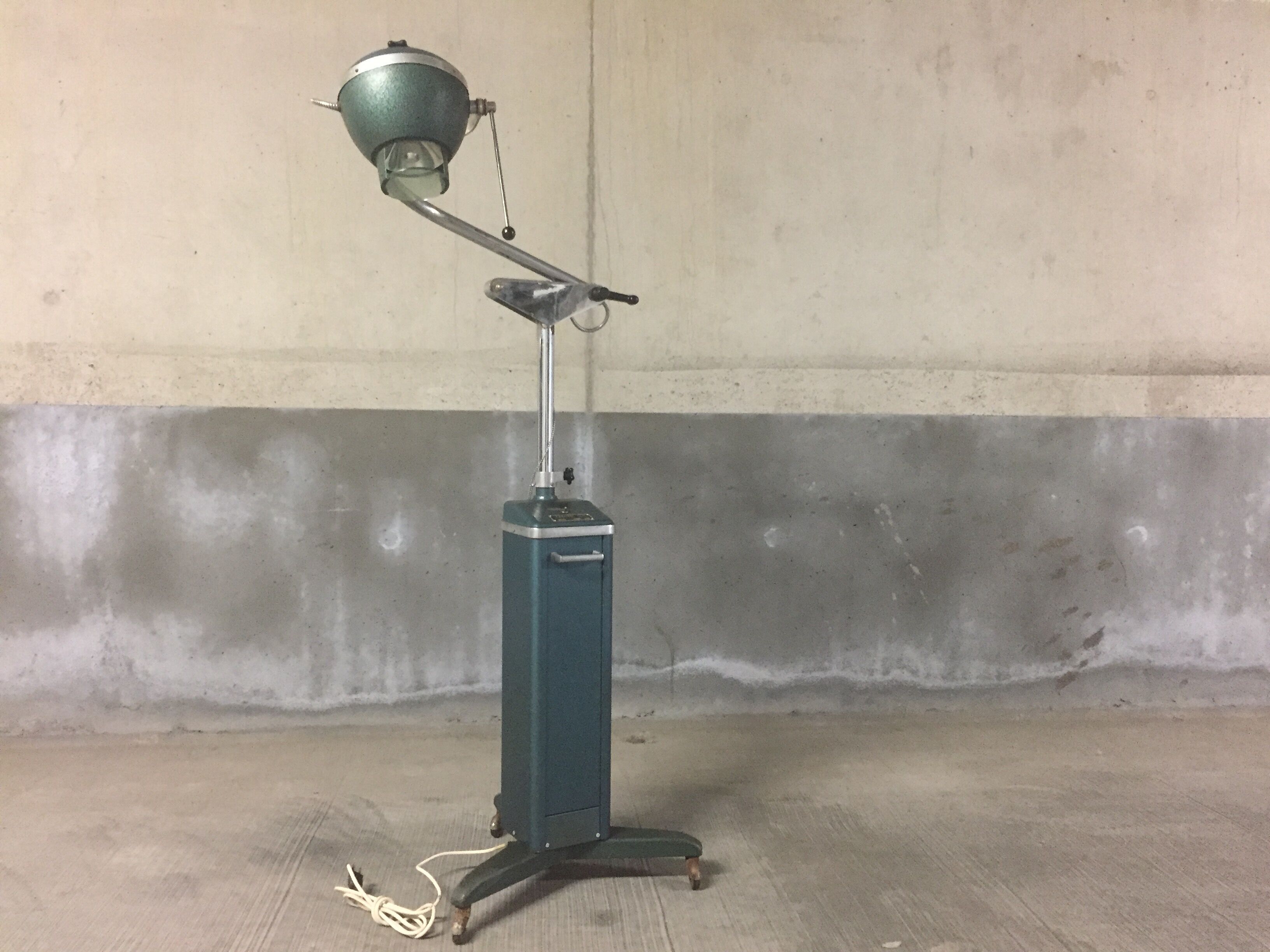 Industrial floor lamp 1940