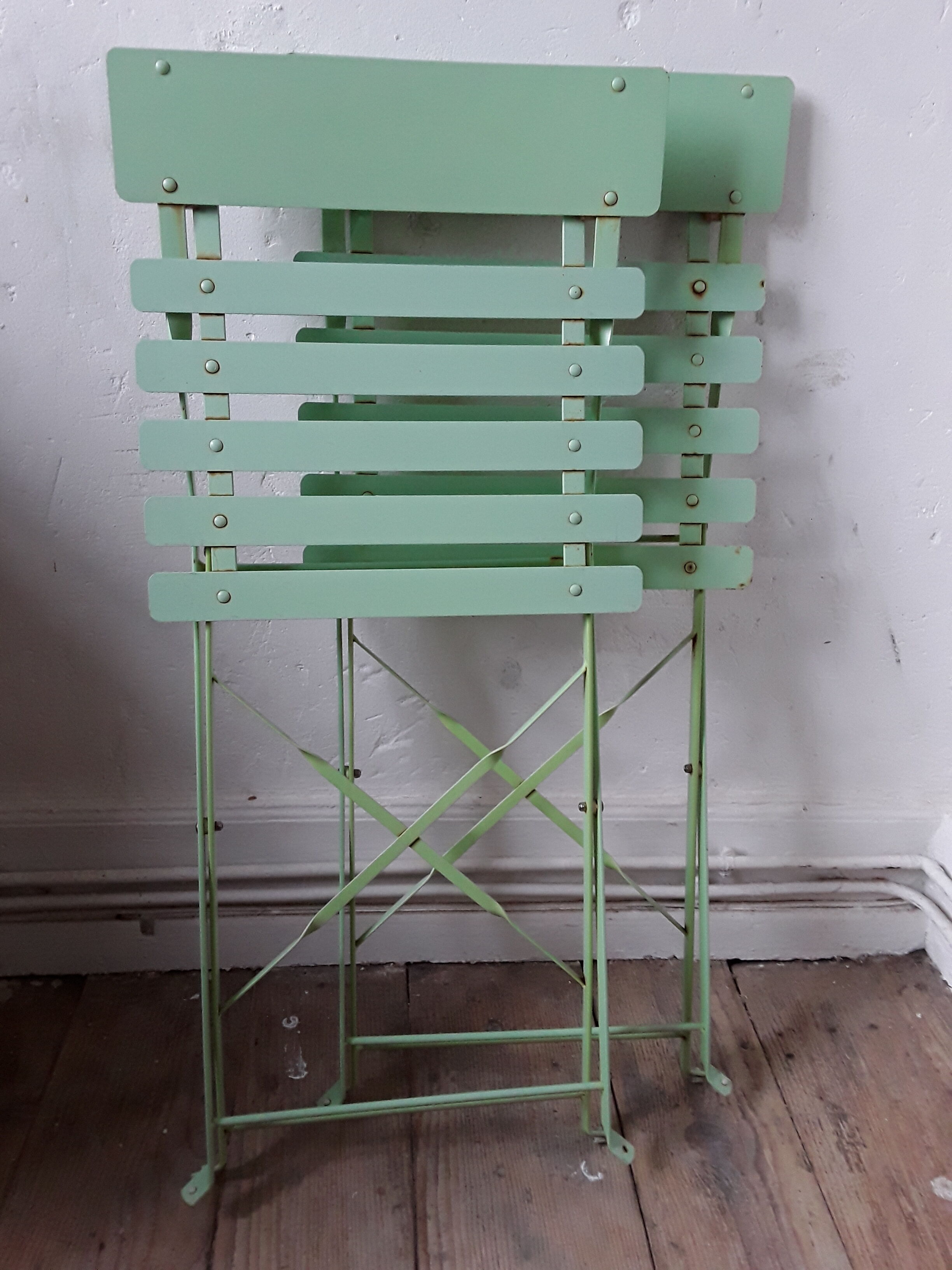 Vintage table and garden chairs