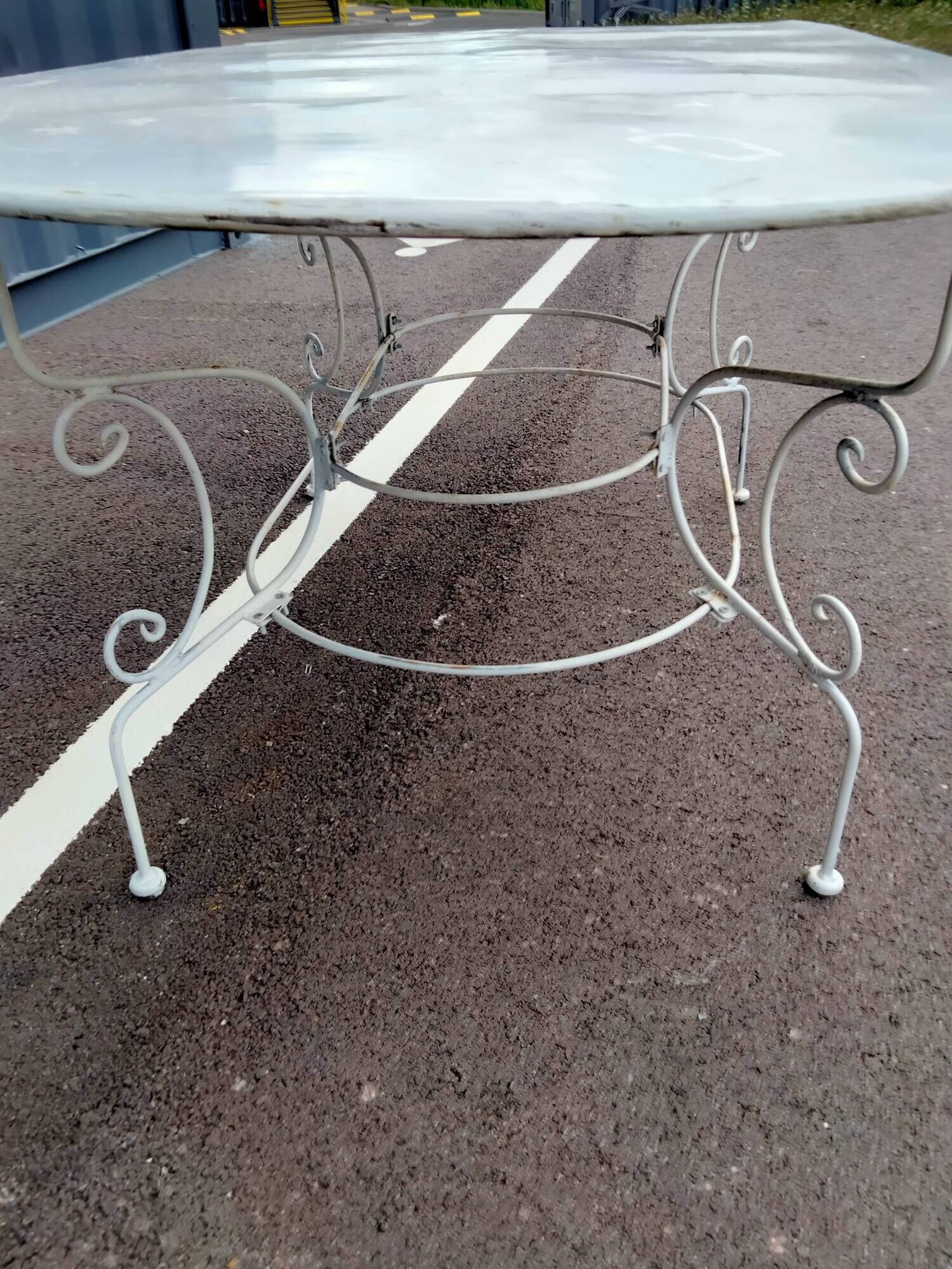 Garden furniture in old iron 6 places