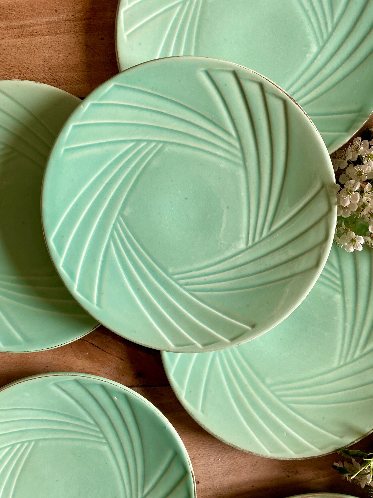 Set of 6 vintage art deco mint and gold desseet plates