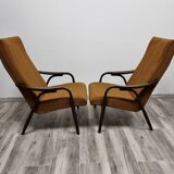 Paire de fauteuils par Antonin Suman