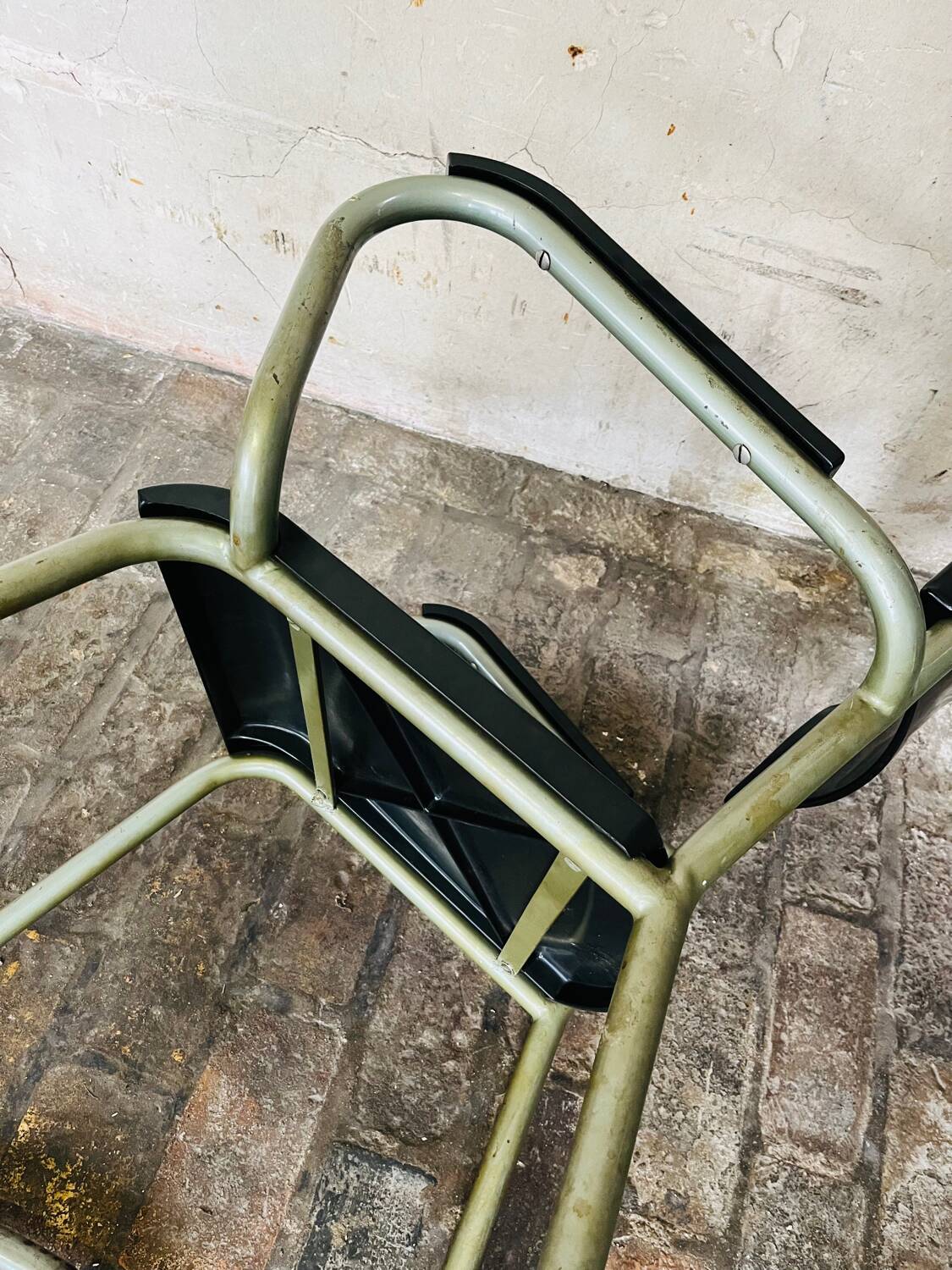 Bakelite tubular sled chair Bauhaus René Herbst 1940 1950