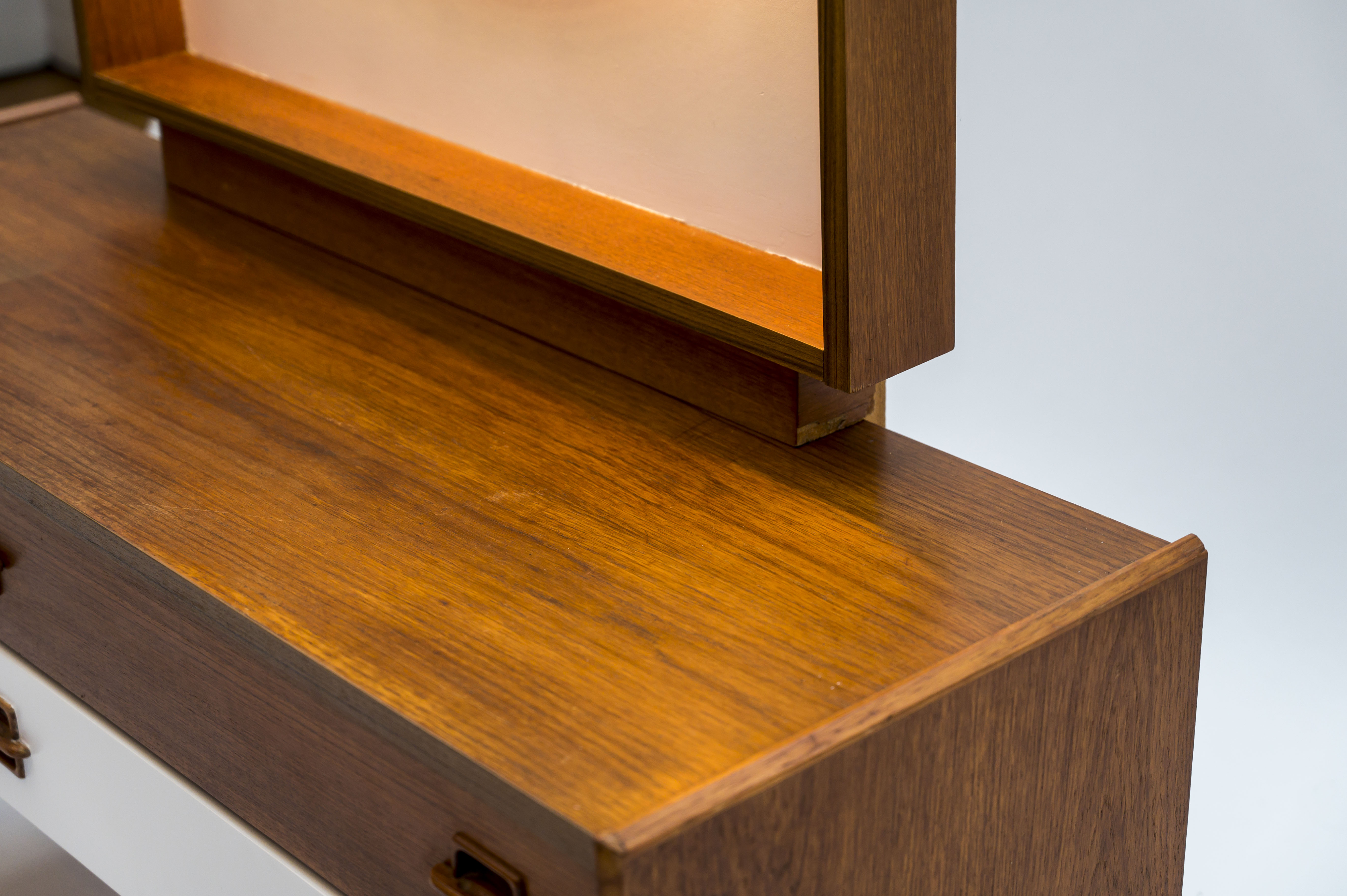 50s two-tone dressing table