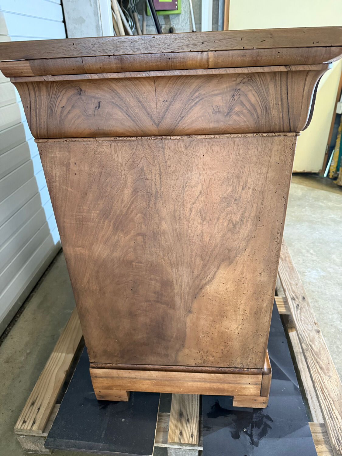 Louis Philippe chest of drawers