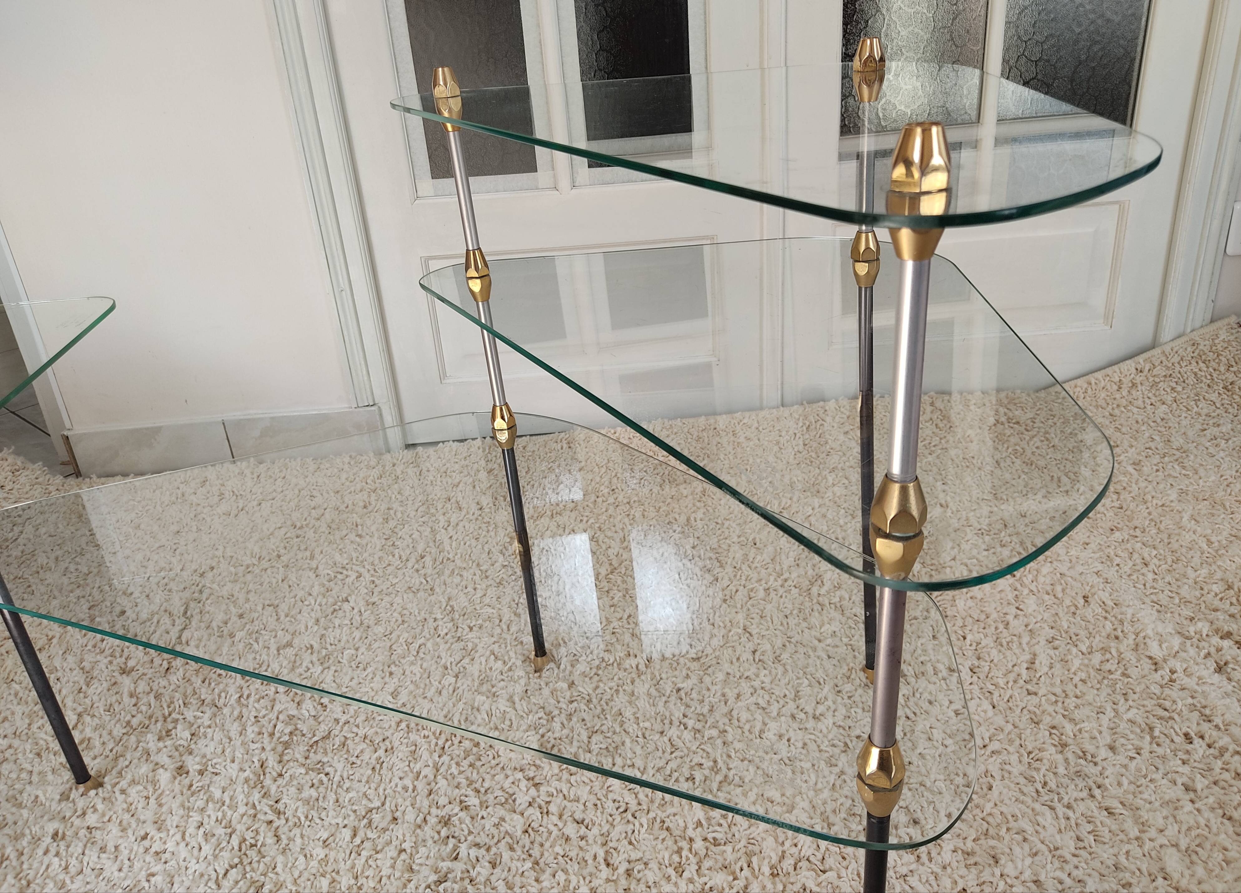 Vitrine étagères tripode Henry Lyon 1950