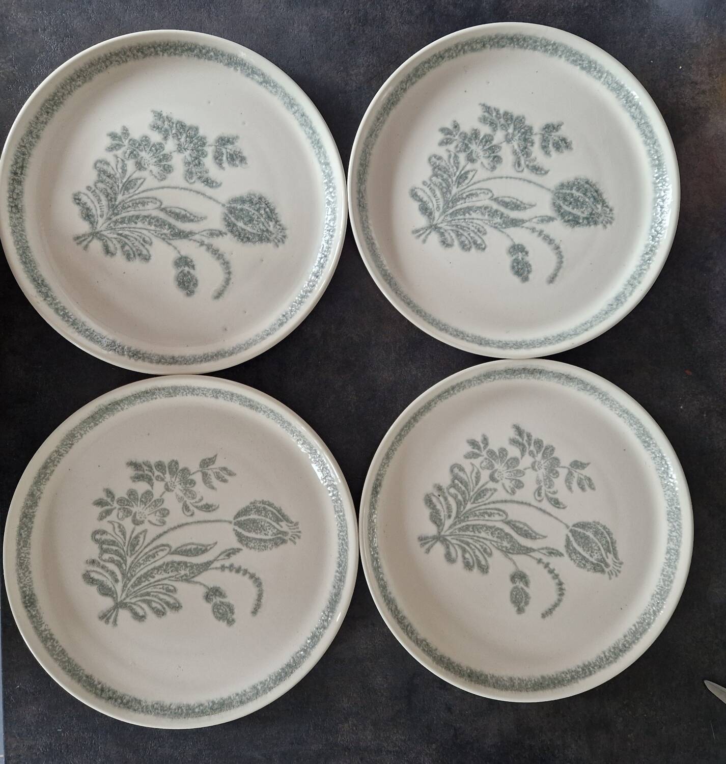 4 large vintage ceramic plates/presentation dishes