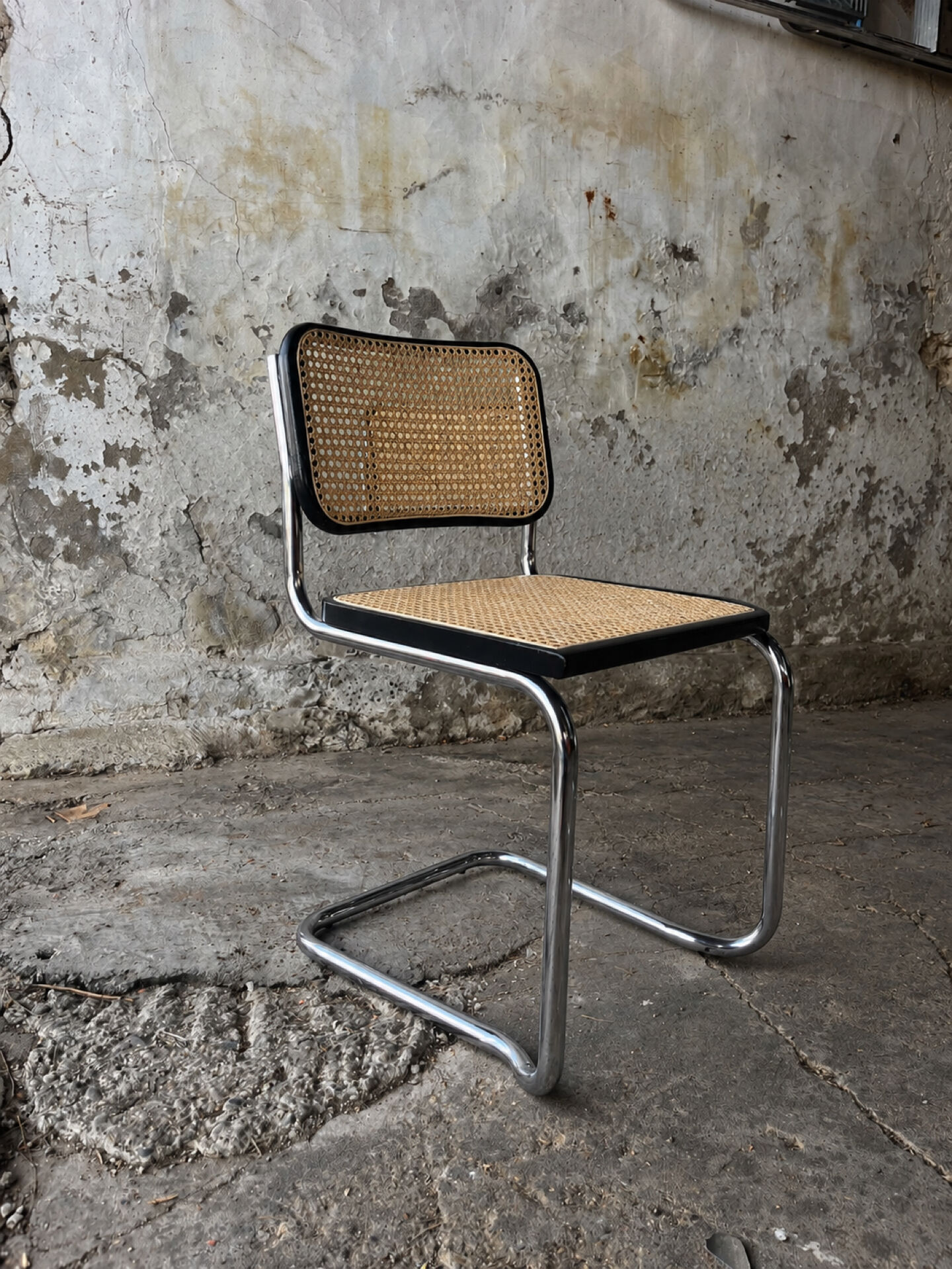 B32 chairs by Marcel Breuer